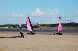 Strandsurfer playing Chicken